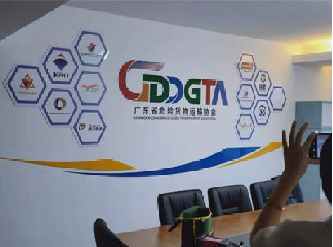 英山公司走廊文化墙如何设计布置？